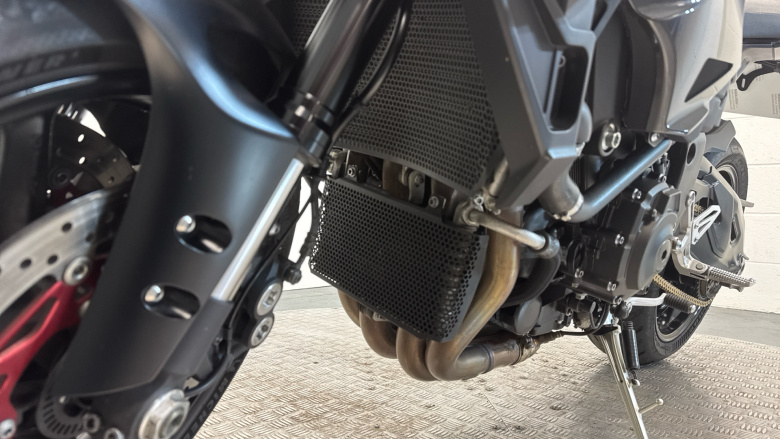 Yamaha Mt-10 (16MY)